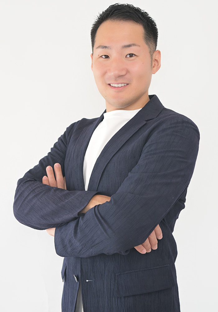 代表 飯星 将一